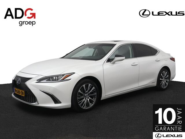 Lexus Es 300h Preference Line | Schuif-/kanteldak | Lederen bekleding | 18 Inch Lichtmetalen velgen | Blind Spot Monitor