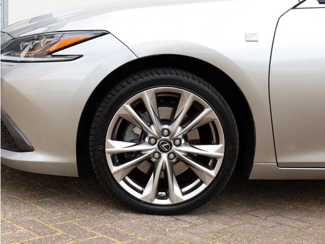 Lexus Es 300h F Sport Line | 360 Camera | Premium Navi | Dodehoek
