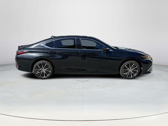 Lexus Es 300h 35th Edition **SCHUIF/KANTEL DAK/ LEDER/ DODEHOEK DETECTIE**
