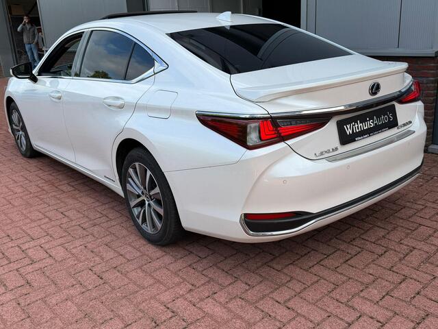 Lexus Es 300h Business Line Netjes Dakraam Onderhouden