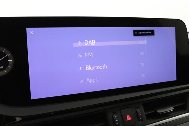 Lexus Es 300h F Sport Line | Mark Levinson | Adaptive Variable Suspension | Blade Scan Koplampen | Head-Up Display