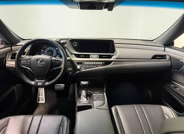 Lexus Es 300h F Sport Premium | Mark-Levinson | Carplay | Sunroof |