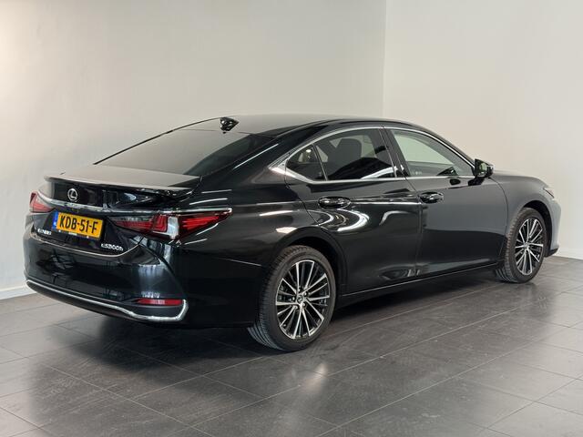 Lexus Es 300h 35th Edition | Elektrische bestuurdersstoel | Stoel/Stuurverwarming | Lederen bekleding | Glazen schuifdak |
