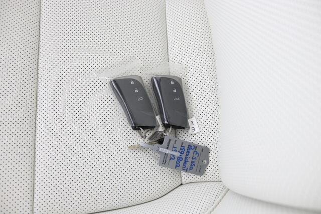 Lexus Es 350e President Line | Nieuw! | Uit voorraad leverbaar! | Mark Levinson | 21 Inch Lichtmetalen velgen | Stoelmassage |