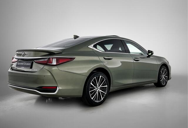 Lexus Es 300h Business Line | BTW Voertuig | Premium uitgevoerd |