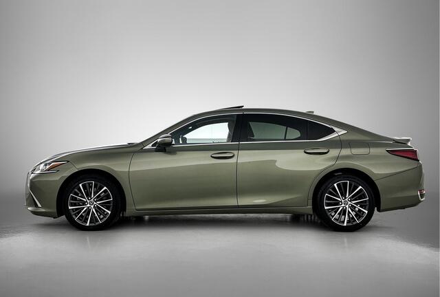 Lexus Es 300h Business Line | BTW Voertuig | Premium uitgevoerd |