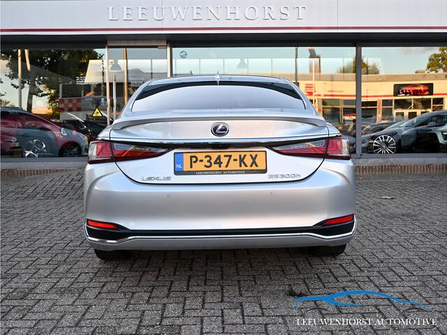 Lexus Es 300h Comfort Line, panodak, elektr. stoelen, camera, 2 x PDC, leer, Dealer onderhouden