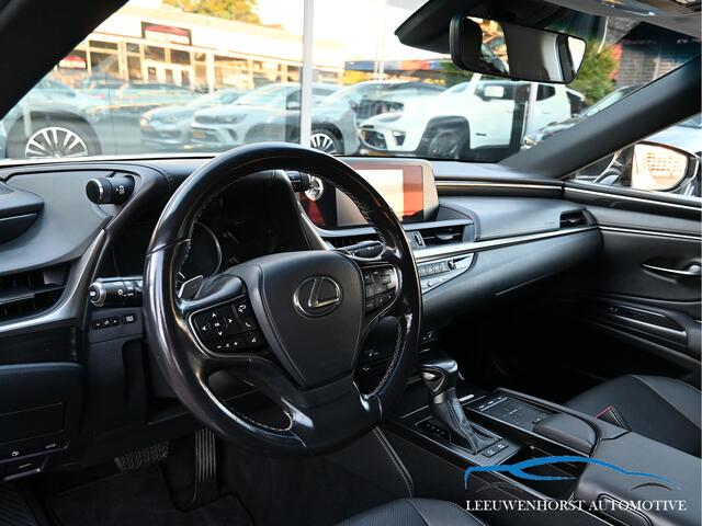 Lexus Es 300h Comfort Line, panodak, elektr. stoelen, camera, 2 x PDC, leer, Dealer onderhouden