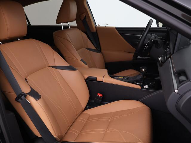 Lexus Es 300h Luxury Line