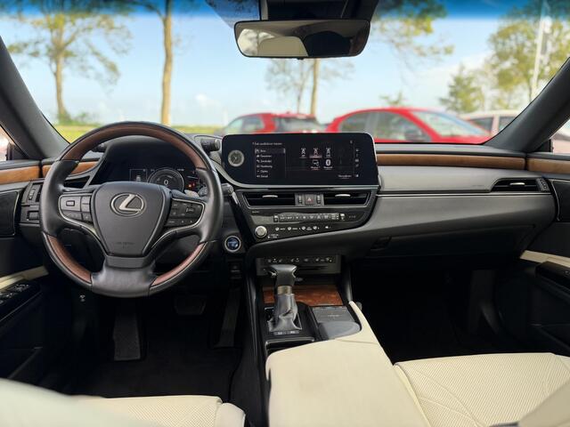 Lexus Es 300h President Line | Schuif- kanteldak | Mark Levinson | Beige leder
