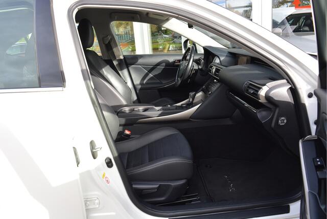 Lexus IS 300h Hybrid Business Line | Orig. NL | NAP | Cruise | Clima | Navi |