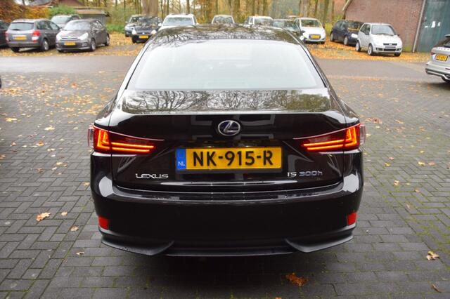 Lexus IS 300H HYBRID BUS.L.
