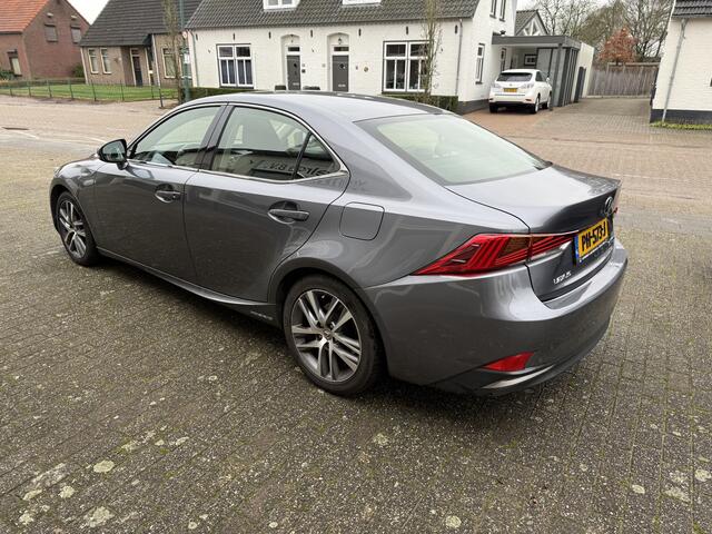 Lexus IS 300h Hybrid Business Line Navigatiesysteem, Keyless starten