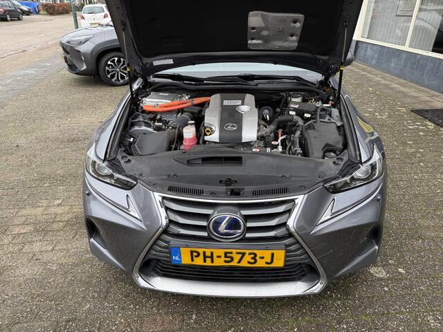 Lexus IS 300h Hybrid Business Line Navigatiesysteem, Keyless starten