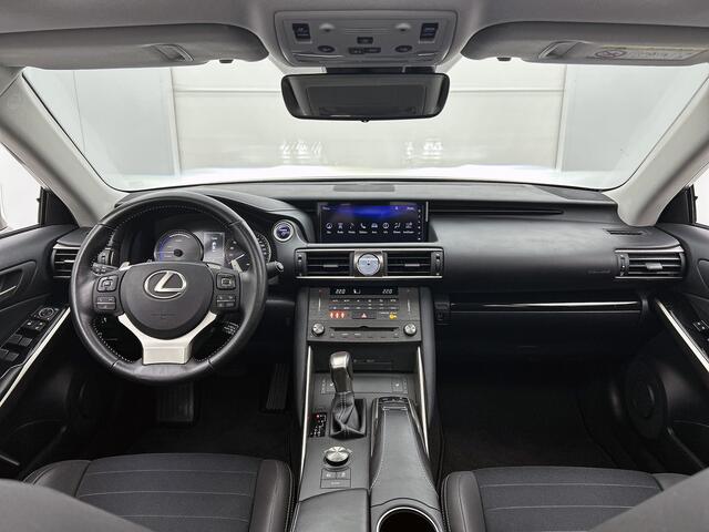 Lexus IS 300h Hybrid Business Line Pro | Schuifdak | Stoelverwarming | Parkeersensoren |