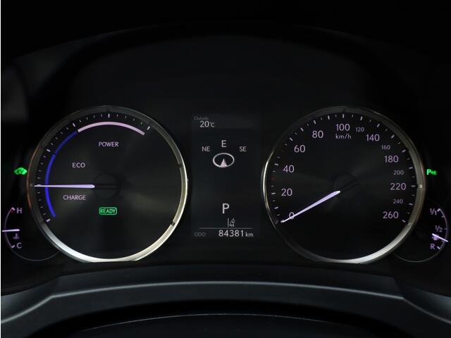 Lexus IS 300h Hybrid Luxury Line | Mark Levinson | Stoelventilatie | Matrix LED