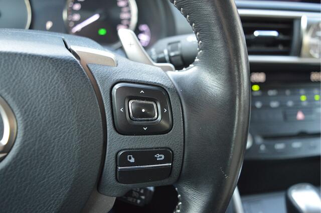Lexus IS 300h Hybrid Busn Line Nap / Lederen bekleding / Led verlichting
