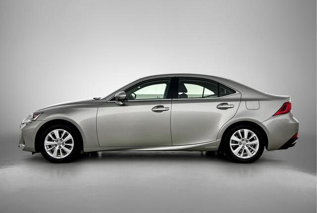 Lexus IS 300h Hybrid | Navigatie | PDC | Halfleder | Dealer onderhouden |