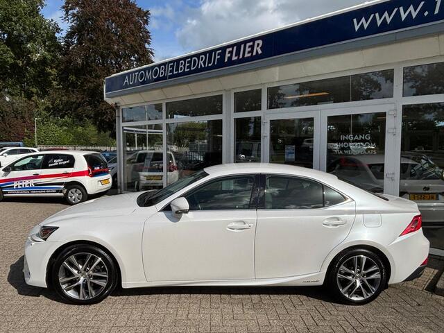Lexus IS 300h Hybrid Business Line | Navi | Clima | NAP | Orig. NL |