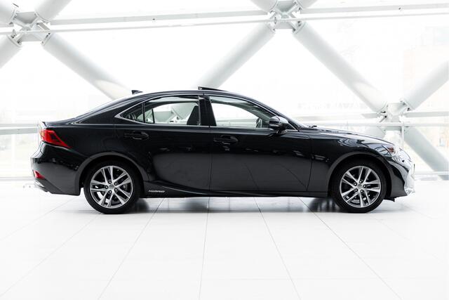 Lexus IS 300h Hybrid Business Line Limited | Schuifdak | Navigatie | Stoelverwarming |