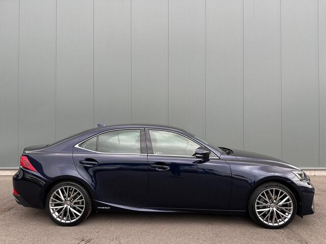 Lexus IS 300h Hybrid Lux. L. KEYLESS | CAMERA | NAP !