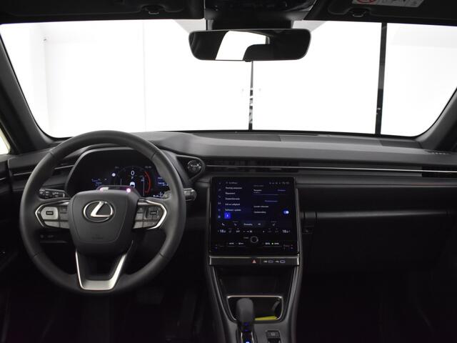 Lexus LBX 1.5 Hybrid Elegant | Tech Pack | Parkeersensoren V+A | Leder
