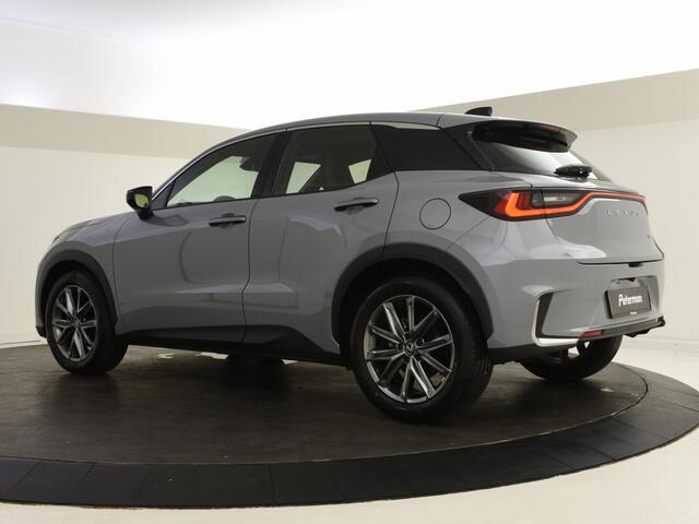 Lexus LBX Elegant | Leder interieur | Electr. Achterklep | Parkeersensoren