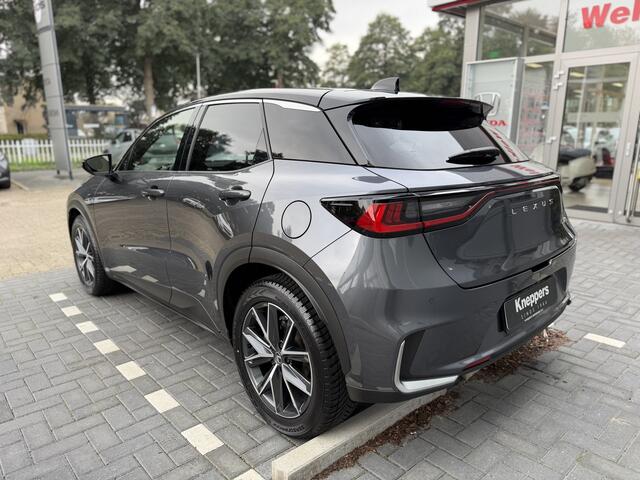 Lexus LBX Emotion Bi-Tone 2WD Dodehoekdetectie, Elektrische achterklep, Lederen bekleding , All-in Rijklaarprijs