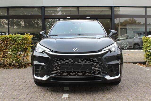 Lexus LBX 1.5 Hybrid Elegant Tech Pack | Rijklaar | Leder | Stoel-/stuurverw. | El.achterklep | LED | Keyless | Blind Spot | Sensoren v+a