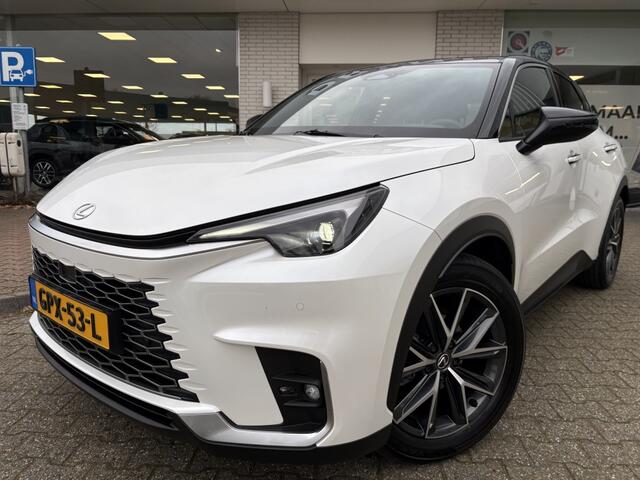 Lexus LBX Emotion 2WD | Sensoren v/a | Leder | Blind Spot | Stoelverwarmin