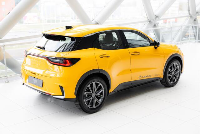 Lexus LBX Relax AWD | BTW-Auto | Mark Levinson | Parkassist |