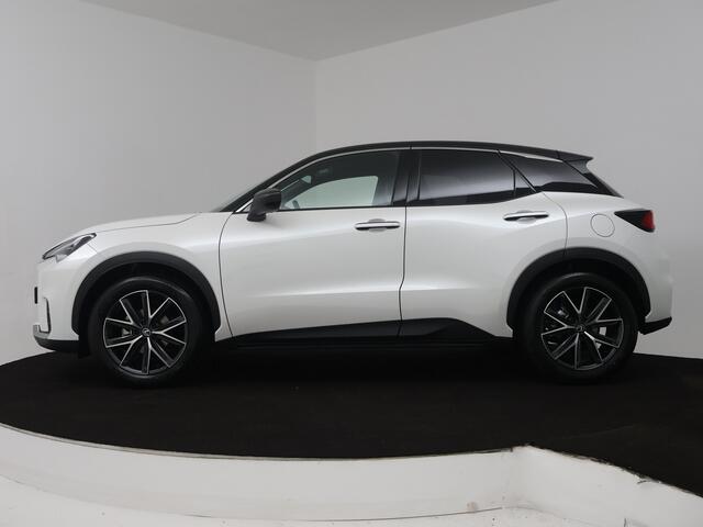 Lexus LBX Cool 2WD | Tech Pack | Apple Carplay/Android Auto | stuur verwarmd | Voorstoelen verwarmd |