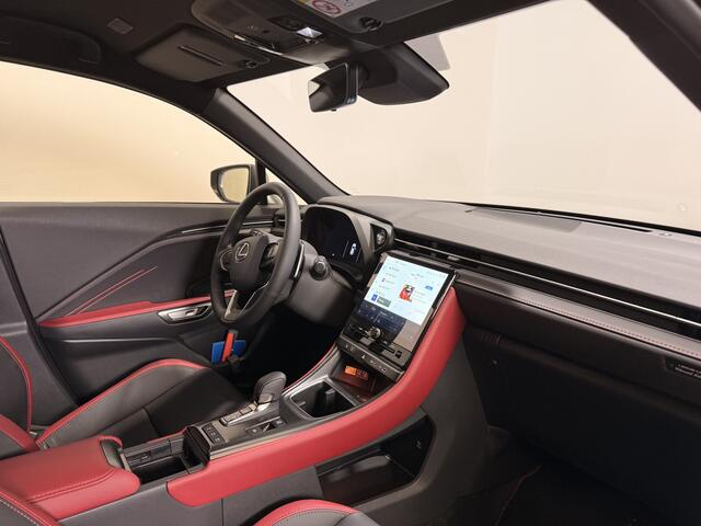 Lexus LBX 35th Edition | Advanced Pack | Dark Rose Semi - Aniline leder, zwart |