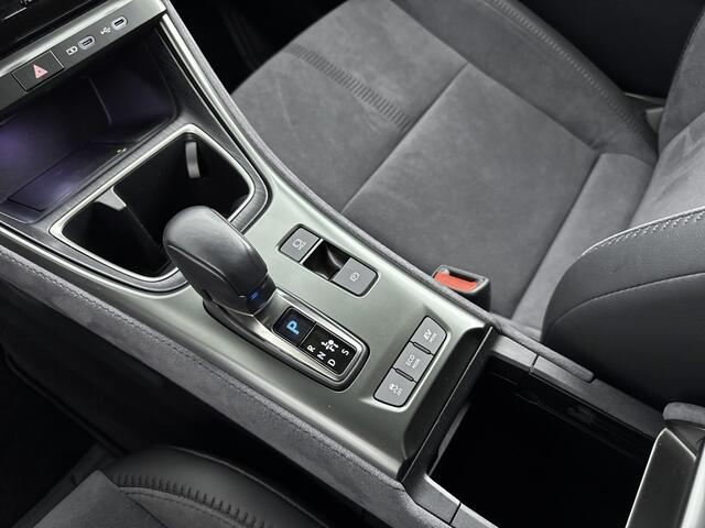 Lexus LBX Original Edition 2WD | BTW-Auto | 360' Camera | Stoelgeheugen |