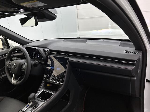 Lexus LBX Emotion 2WD Tech Pack