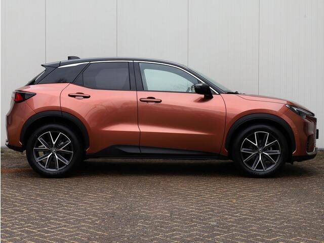 Lexus LBX Cool 2WD | Advanced Pack | Mark Levinson | 360 Camera | Head-Up