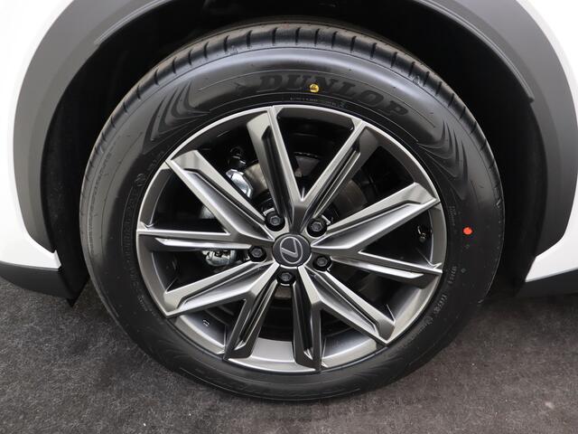 Lexus LBX Elegant 2WD Advanced Pack | HUD | 360 Camera