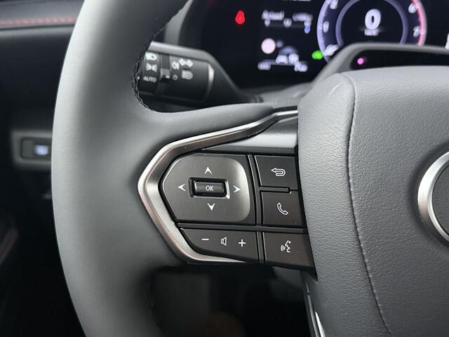 Lexus LBX Emotion 2WD