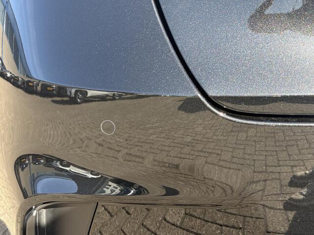 Lexus LBX Business Line 2WD Parkeer en Dodehoek Sensoren Stoel Stuur Verwarming