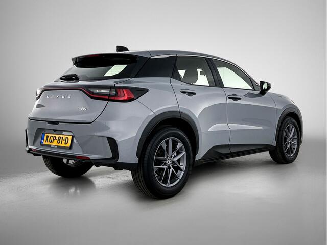 Lexus LBX 2WD | Apple CarPlay / Android Auto (Navigatie) |