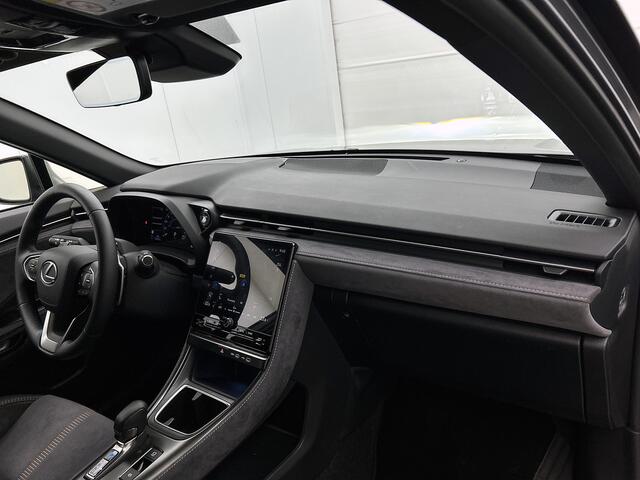 Lexus LBX Cool 2WD | Elektrische stoel met geheugen | Bi-Tone | Privacy Glass |