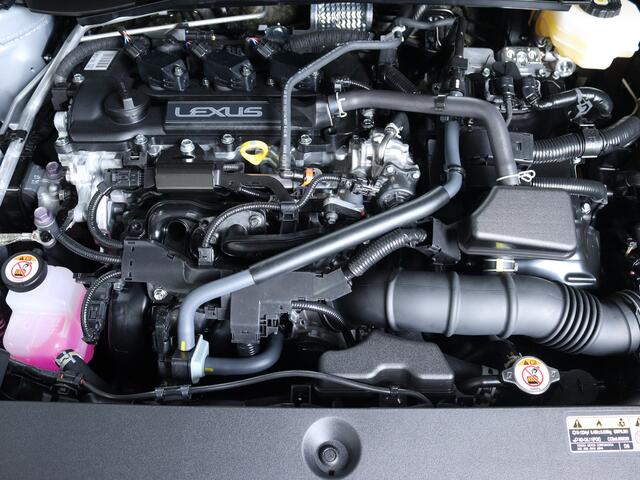 Lexus LBX Emotion 2WD