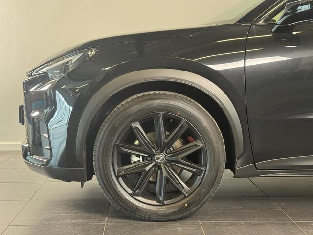 Lexus LBX 35th Edition | Elektr. Stoel | Stuur/Stoelverwarming | BSM |