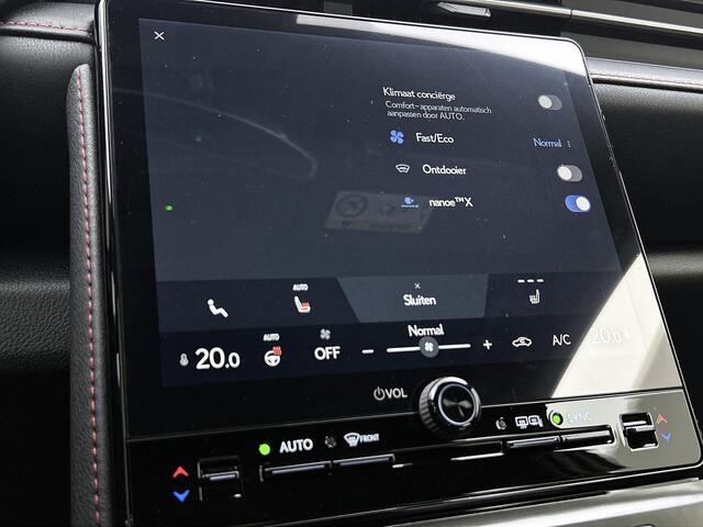 Lexus LBX Elegant 2WD | Tech Pack | Premium Metallic | Geperforeerd Synthetisch Leder |