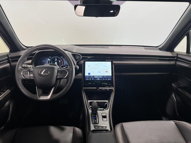Lexus LBX Emotion 2WD | Stoelverwarming | Elektrische achterklep | BSM |