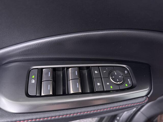 Lexus LBX Emotion 2WD | Advanced Pack |