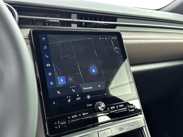 Lexus LBX Elegant 2WD + Advanced Pack | Mark Levinson Audio | 360° Camera |