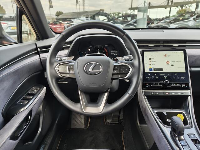 Lexus LBX Cool 2WD | Head Up Display | Sensoren v/a | Memory Seat | Stoelv