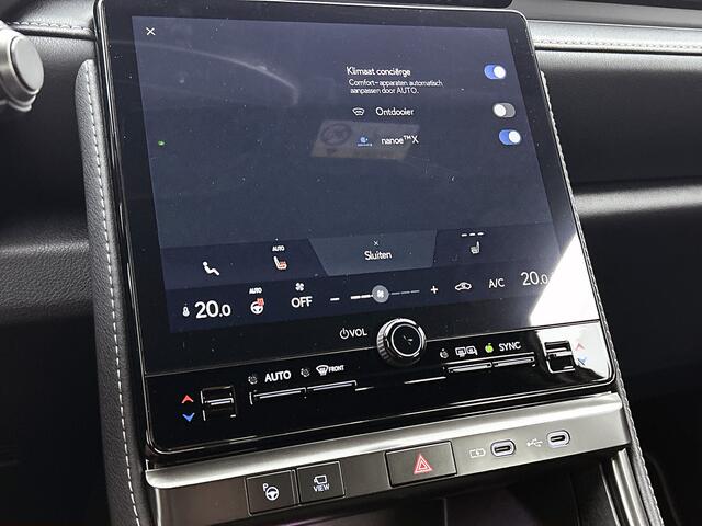 Lexus LBX Relax 2WD | Advanced Pack | Mark Levinson Audio |