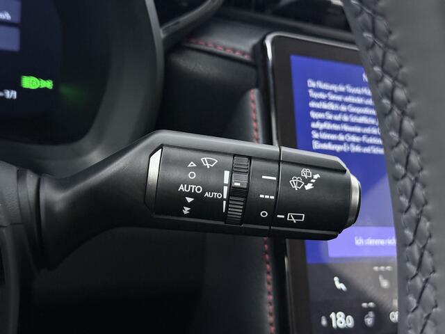 Lexus LBX Cool 2WD